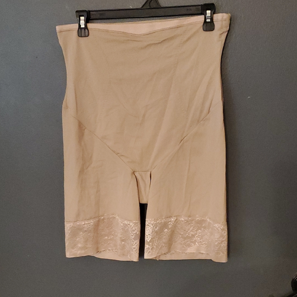 Maidenform Tan Shapewear with Lace Trim